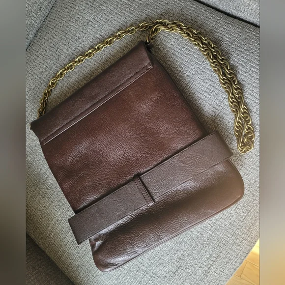 Kenneth Cole New York Leather Crossbody With Metal Chain - Picture 9 of 12